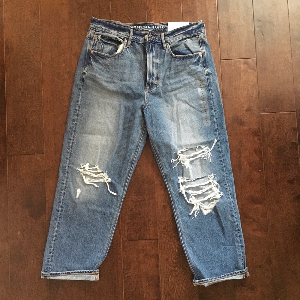 NWT American Eagle Jeans 90’s Boyfriend Style Size 8 Short